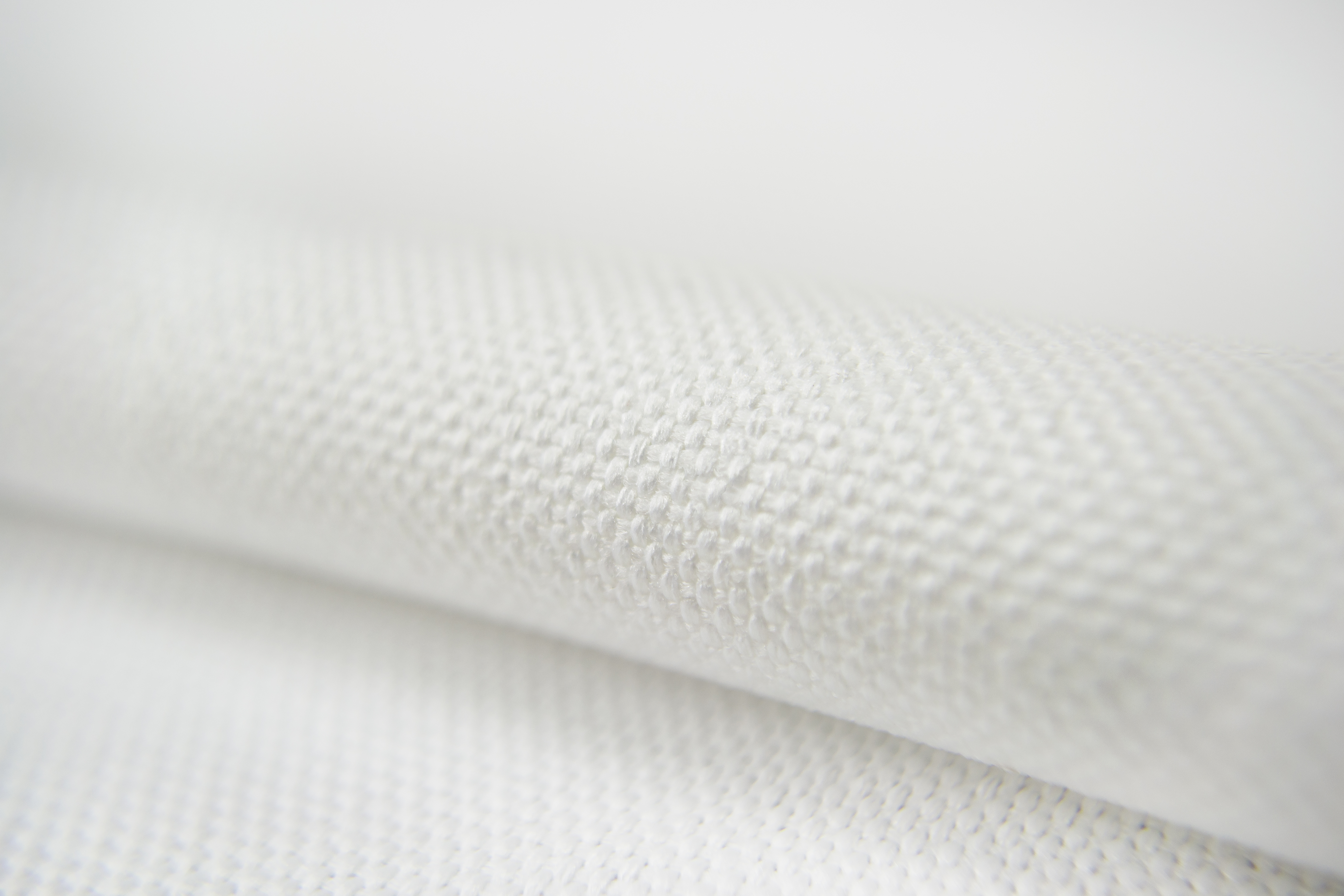 Poplin 250, +/- 250 g/m2
For subli transfer
2" core
1,55 x +/- 90 m